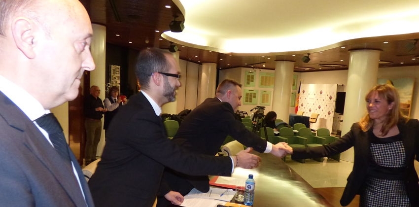 Joan Sans i Pere Marsenyach, durant una sessió de comú.