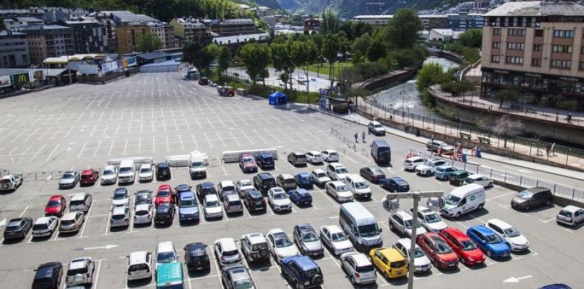 L'aparcament del Parc Central (Andorralavella.ad).