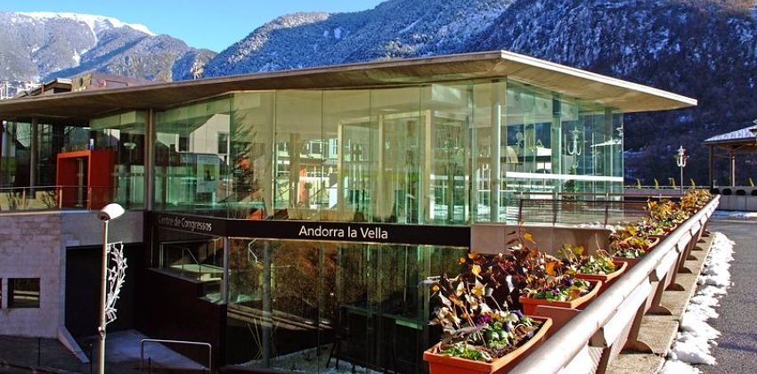 El centre de congressos d'Andorra la Vella (comú ALV).