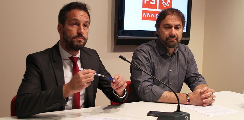 López i Rios durant la roda de premsa (M.T, / Ara.ad).
